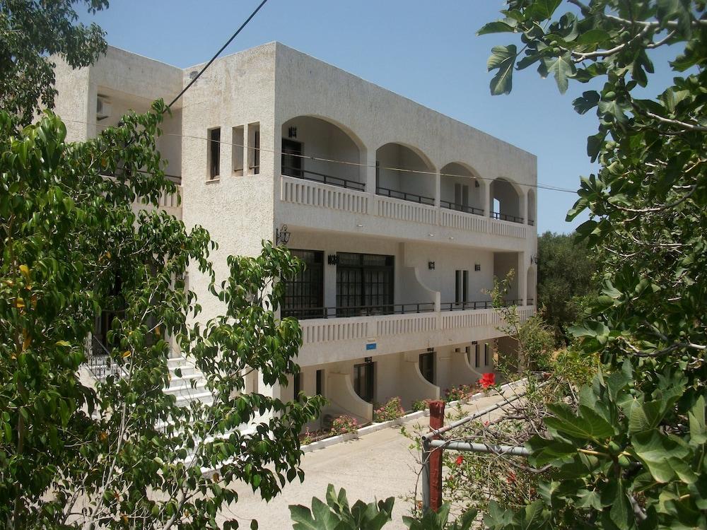 Efi Hotel Mália Exterior foto
